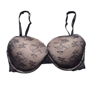 Victoria’s Secret Black Floral Lace Bra